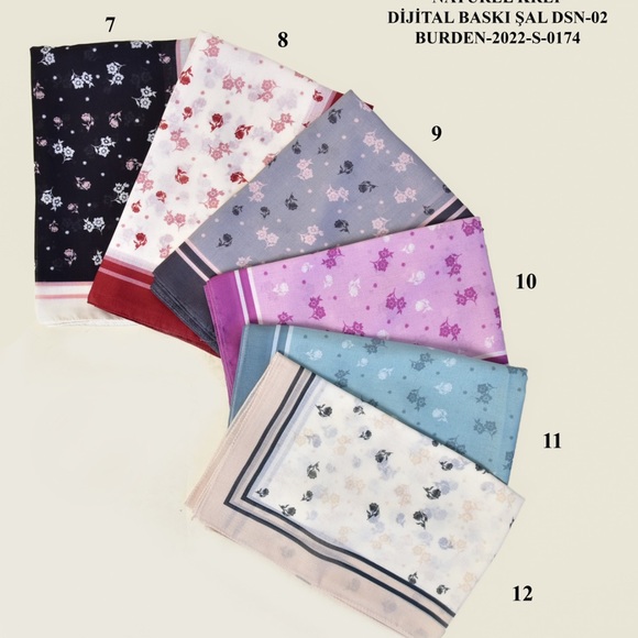 Scarfs - Picture 5 of 16